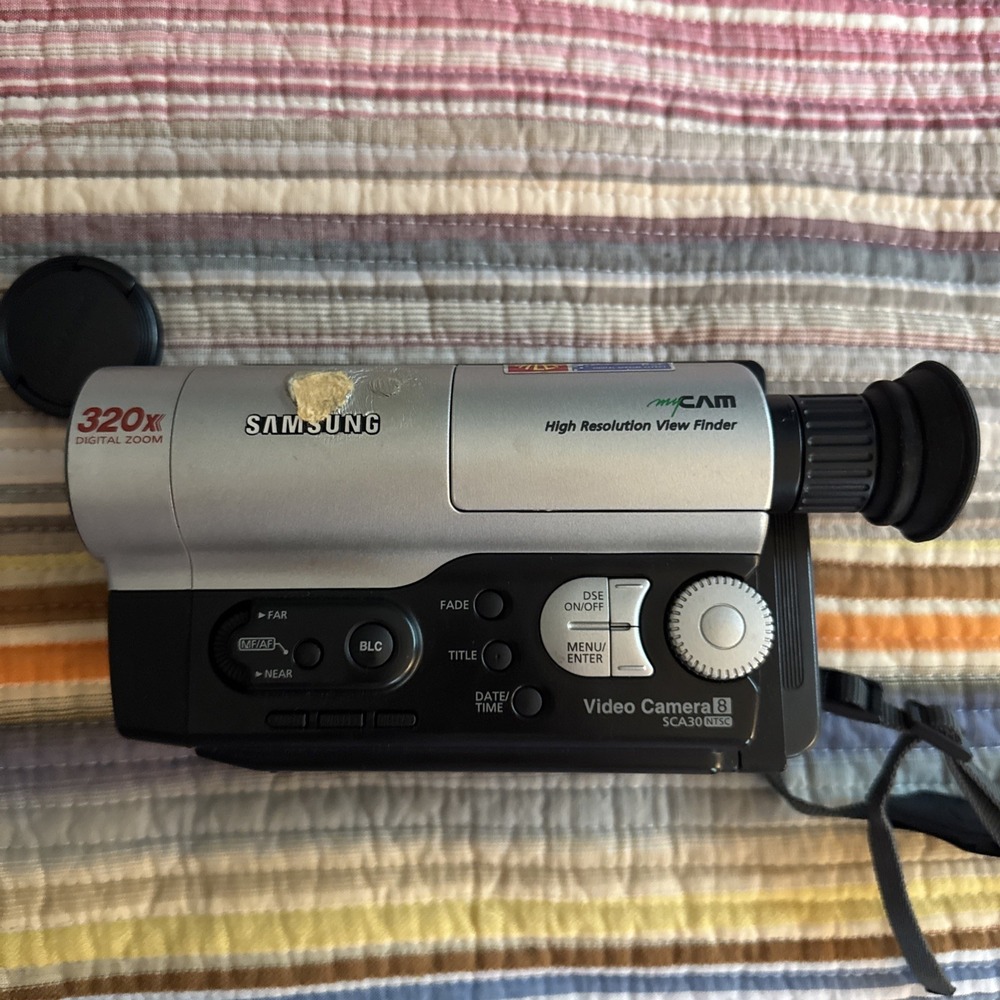Samsung SCA30 Video Camera Recorder 8mm Player Camcorder UNTESTED No Charger